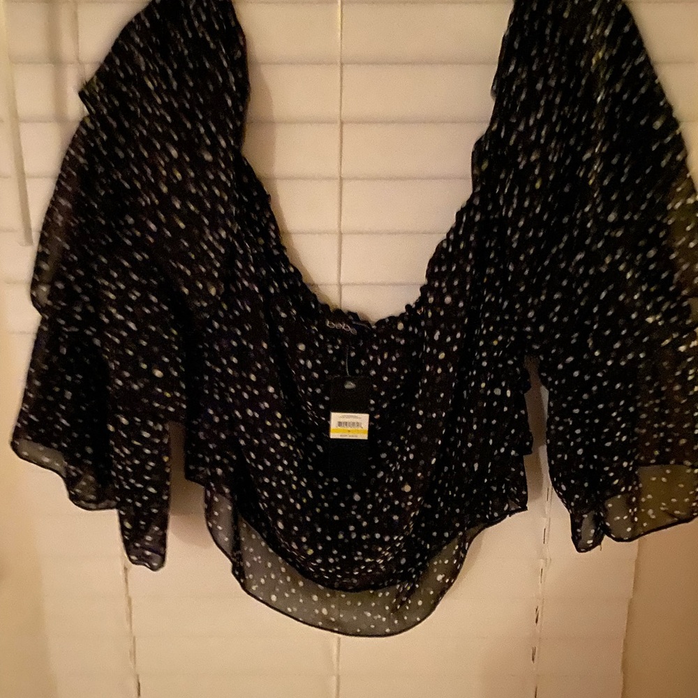 New!Size medium bebe top